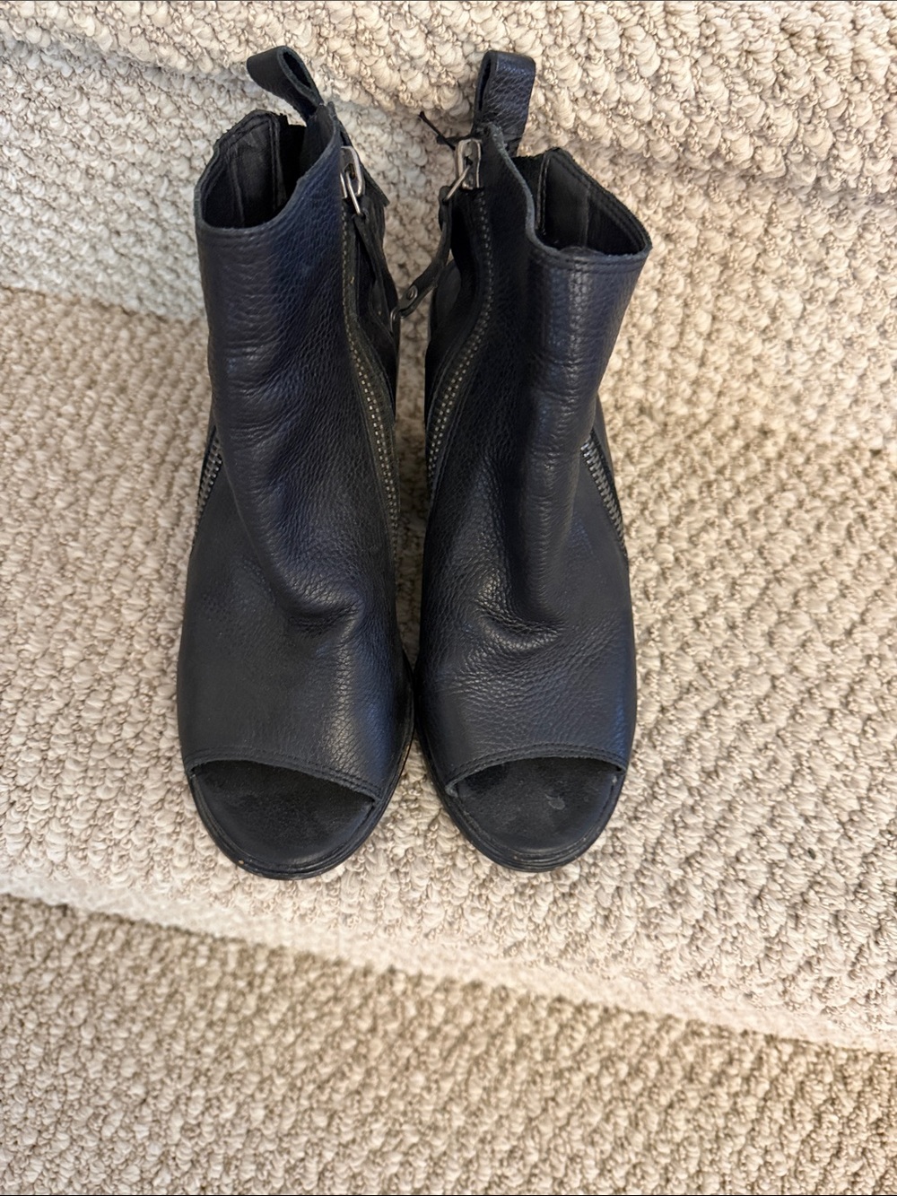 Dolce Vita Black Leather Peep-Toe Mule Clogs